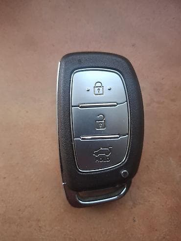 Hyundai üçün orijinal smart açar fob Xüsusiyyətlər: - 3 düymə