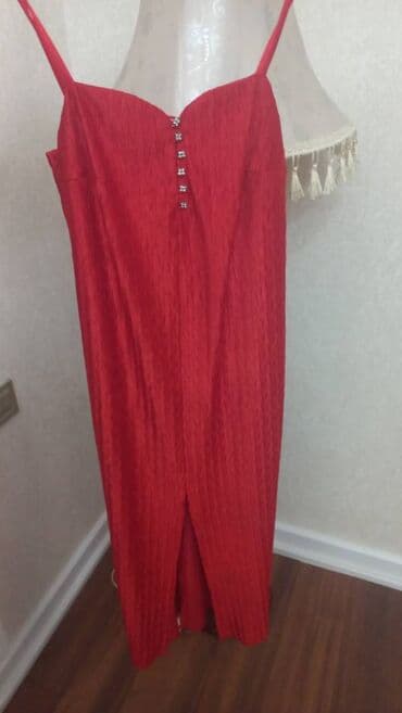 кыргызское национальное платье: Al qirmizi vecerni paltar.40-42-46-kimi geder.ustunde tul naketkasi — 2