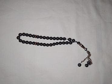 ebonit tesbeh: Qara muncuqlu təsbeh. Metrolara çatdırılma mümkündür.Dənələri tamdır — 2