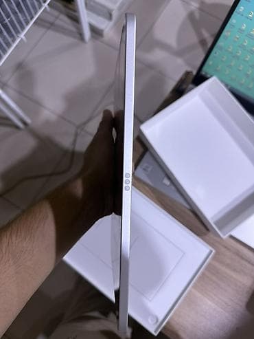 ipad kredit: İşlənmiş Apple iPad 11 (2025), 11", 128 GB, Ünvandan götürmə — 8