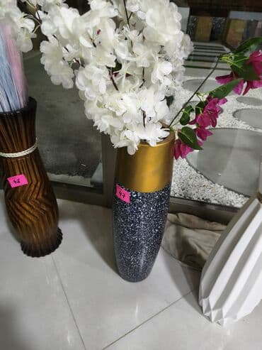 cennet gulu: Bir vaza, Keramika — 1