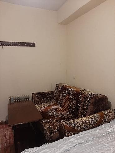 hostel 28 may: ÇOX TƏCİLİ KİRAYƏ MƏNZİL Mənzil,28 May metrosunun çıxışına yaxın 5 — 10