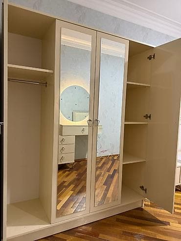 pulsuz dolab: Yeni, 4 qapılı, Güzgülü, Bej, Digər material, Açılan, Düz dolab — 3