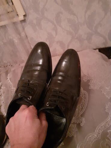 каталог ювелирных изделий в баку: Gencede satilir Kişi üçün klassik lakli ayaqqabı toydan toya — 3