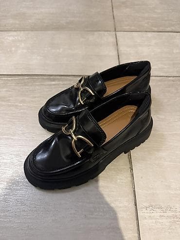bot 38: Usaq loafer ayaqqabıları - Rəng: qara, parlaq (laklı effekt) - Üst — 3