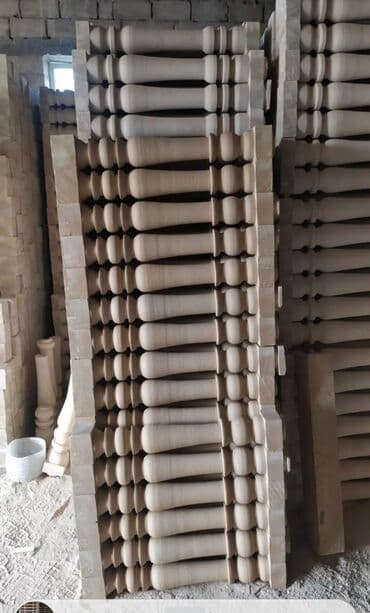 балясины из камня: Müxtəlif formalı və ölçülü mərmər balüstradalar təklif olunur. Bu — 16