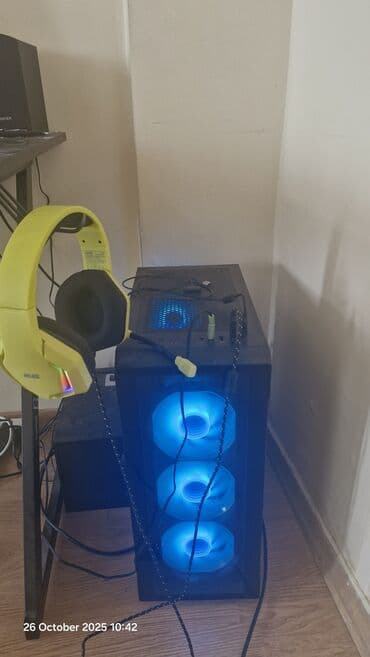 komputer aksesuar: Sistem bloku Sistem: Windows 11 pro 64 bit Processor: 13th Gen — 4