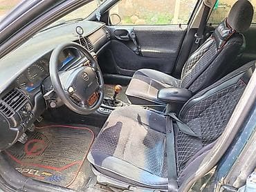 opel vectra b: Opel Vectra: 2 l | 1998 il 356000 km Sedan — 4