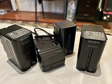 Fotokameralar: Sony HXR-MC1500 peşəkar video-kamera Xüsusiyyətlər: - Full HD çəkiliş — 4