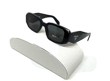 Eynəklər: Gün eynəyi, Prada — 4