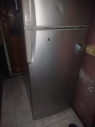İşlənmiş 2 qapılı Hoffman Soyuducu Satılır, rəng - Gümüşü, Dispenserli lalafo.az -da İşlənmiş 2 qapılı Hoffman Soyuducu Satılır, rəng - Gümüşü, Dispenserli
