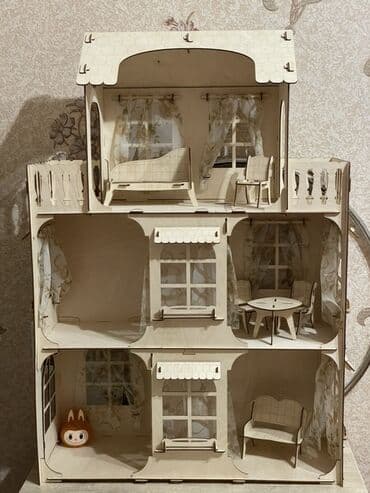 alt üst çarpayı: Taxta kukla evi – çoxmərtəbəli, geniş və detallı interyerlə - — 1