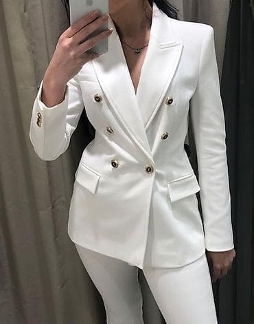 ZARA qadın blazeri – ağ rəng, ikiqat düyməli dizayn.- Model: ZARA — 1