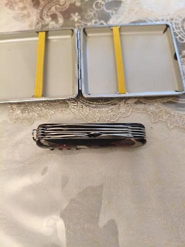 Şamdanlar: Hədiyyəlik kamuflyaj dəsti Məzmun: Hərbiçilərə xanımlar tərəfindən — 5