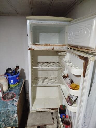 бытовая техника с уценкой: Xaladilnik işlək vəziyyətdədir şəkildə gördüyenüz kimi qapıdan — 4