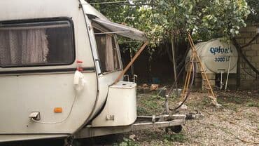 qosqu satilir: Alman qoşqu karavan Satılır alman istehsalı qoşqu – təkər üzərində ev — 2