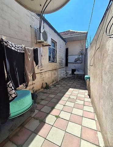 Həyət evləri və villaların satışı: 2 otaqlı, 65 kv. m, Orta təmir — 2