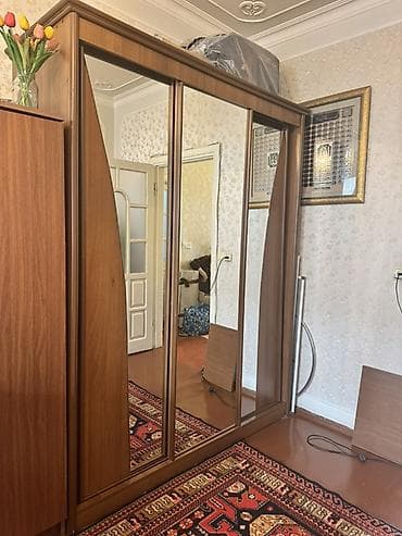 qapilar ev: İkinəfərlik çarpayı — 1