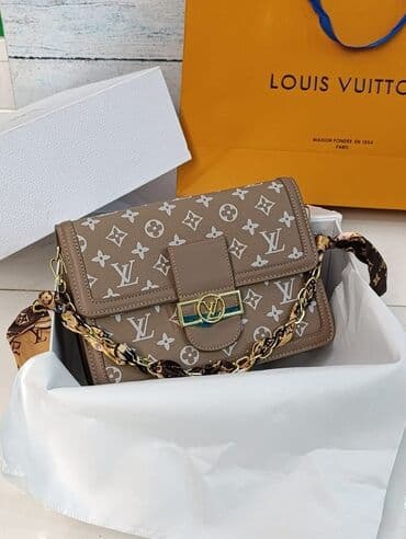 qizil pandora: Çiyin çantası, Louis Vuitton — 2