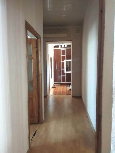 8 noyabr: Hövsan qəs. 3 otaqlı, 100 kv. m, Kredit yoxdur, Orta təmir — 13