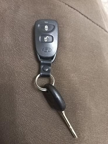 acar pult: Hyundai avtomobilləri üçün uzaqdan idarəetmə pulti və mexaniki açar — 1