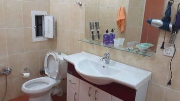 kiraye ev 7 mkr: Nərimanov, 2 otaq, 15.7 m, 70 kv tam əşyalı mənzil kirayə verilir — 6