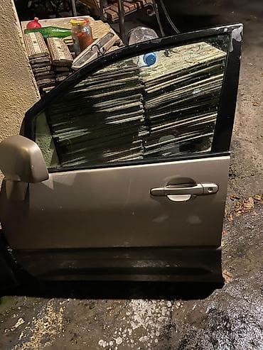 cruz led stop: Sol ön, Lexus 300 — 2