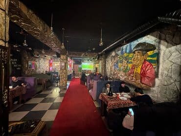 Alfa Romeo: Ofisiant tələb olunur, Pivə barı, Gündəlik ödəniş, 18-29 yaş, 1-2 illik təcrübə — 1