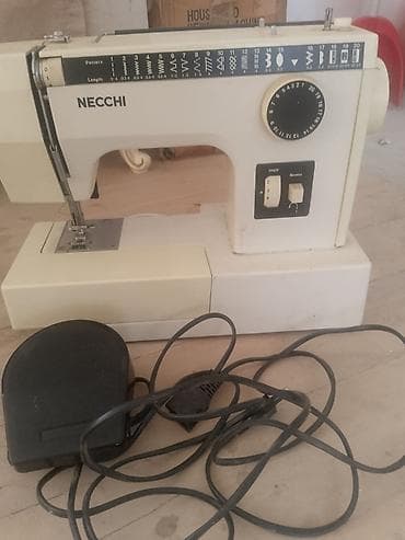 Necchi elektrik tikiş maşını - Marka/model: Necchi, mexaniki/elektrik