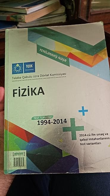 heykel satışı: Salam Fizika testləri və dərslikləri (1-2) manat aralığında. Əla — 3