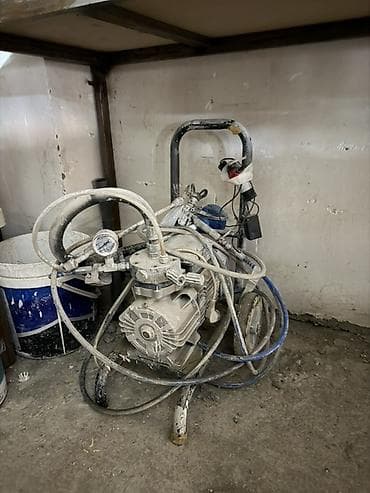 Təsvir: - Peşəkar boya püskürtmə aparatı (airless sprey boya qurğusu)