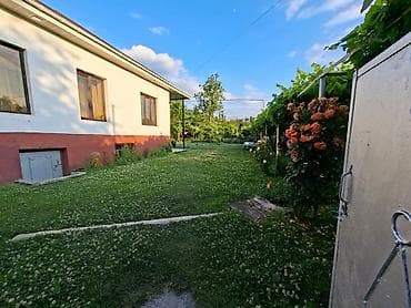 heyet evləri: 100 kv. m, 4 otaqlı, Qaz, İşıq, Su — 2