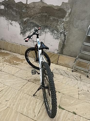 ucuz velosibetlər: MTB velosiped – CFT/SFT brendli, ağ-mavi rəng - Alüminium hardtail — 2