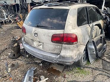 maşın üçün baqaj: Volkswagen Touareg (I nəsil) üçün ehtiyat hissələri Sökülmüş — 3