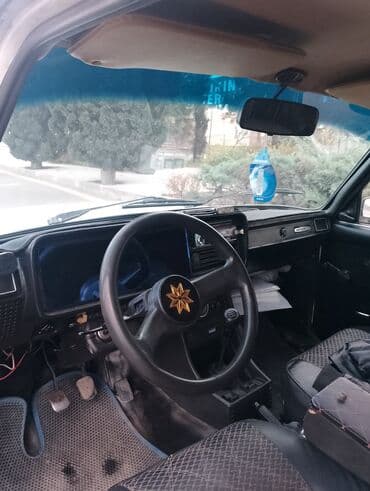 w 202 kapot: VAZ (LADA) 2107: 1.6 l | 1998 il 358996 km Sedan — 3