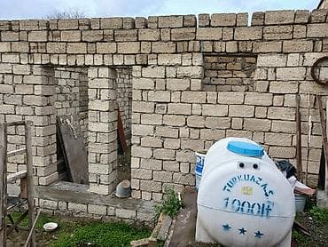 qusarda satilan evler: Əmircan qəs. 1 otaqlı, 40 kv. m, Kredit var, Təmirsiz — 7
