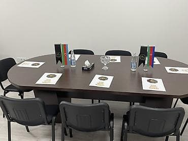 Дома: Görüş və təlimlər üçün konfrans/mişariş otağı - Dairəvi-oval böyük — 1