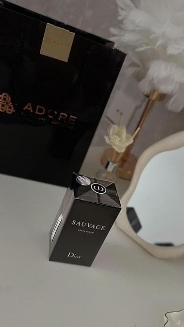Bədənə qulluq: Dior Sauvage Eau de Parfum – kişi ətiri Original ətirdir. 60 ml — 2