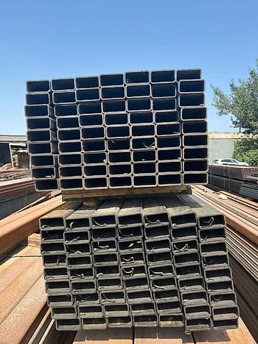 Məhəccərlər: Müxtəlif ölçülü kvadrat metal profillər. Bu profillər tikinti və — 2