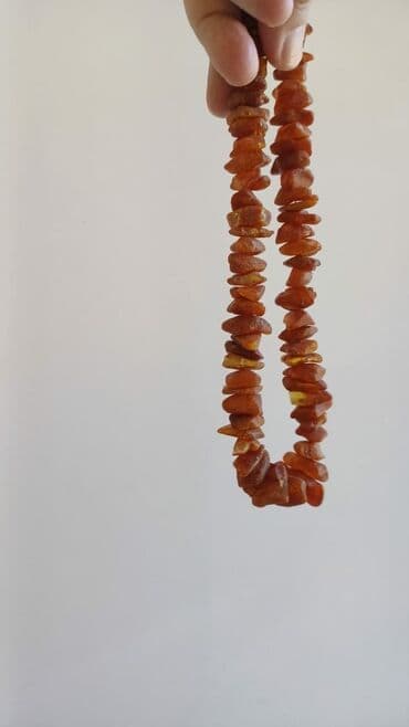 kəhrəba təsbehlər: Şokk endirim!!! Qramla kəhrəba! Cəmi 3 azn. Cilalanmamış səthi olan — 6