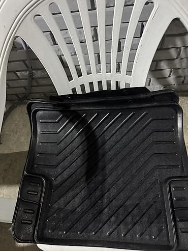 İsdenmisdir cizi cartdaglari var amma rezini mohkemdir Kia ceratonun — 2