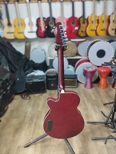 Jolana Tornado hollow-body elektro-akustik gitar - Korpus: yarı boş