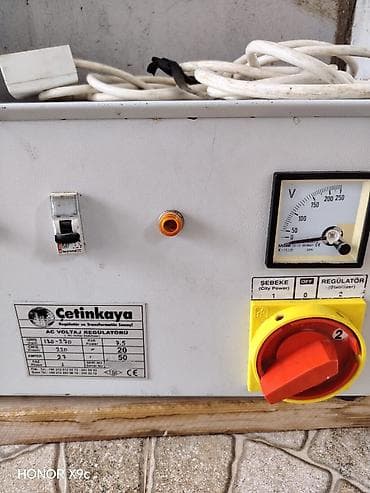 stabilizator ustasi: İşlənmiş, Ev üçün, 1 faza, Gərginliy stabilizatoru, 220 V — 2