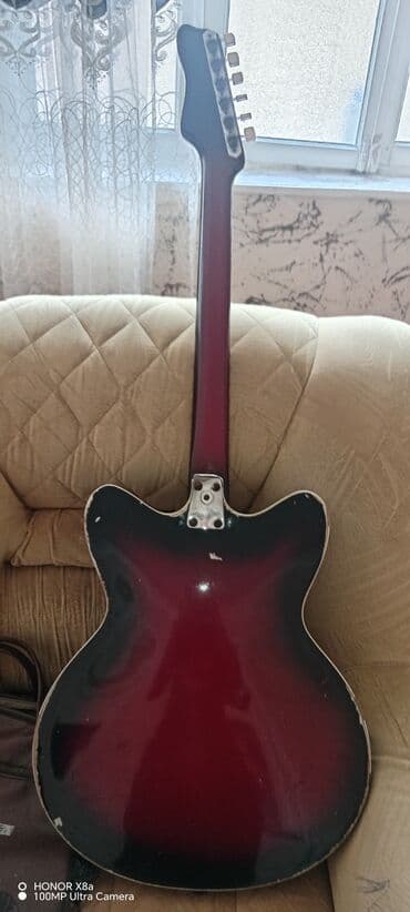 gitara jolana: Gitara — 1