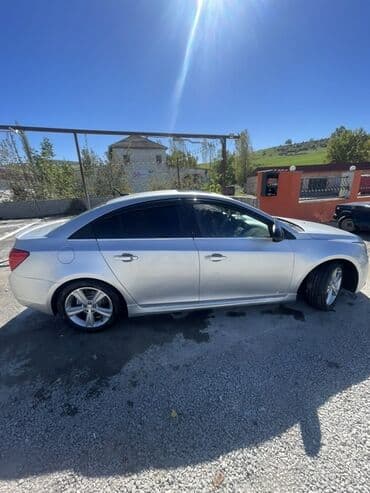 mercedes disk teker type 1 per page 40: Chevrolet Cruze: 1.4 l | 2014 il 170 km Sedan — 2