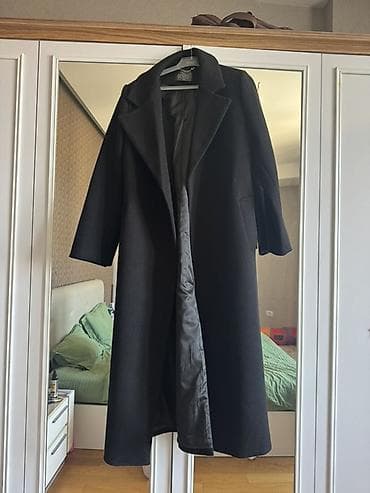 qara palto: Qadınlar üçün uzun qara palto - Kəsim: düz, uzun siluet; klassik — 2