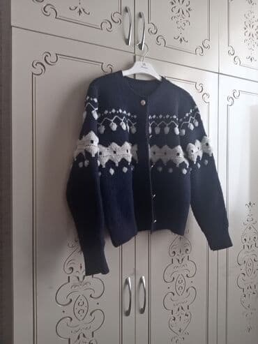 alt paltarlari topdan satis: Sviter, Bershka, L, rəng - Göy — 2