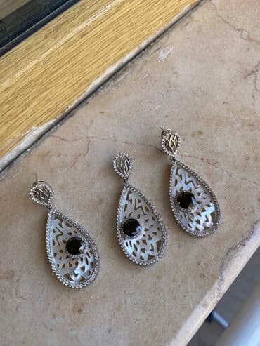 saat gumuş: Dəstə daxildir: Sırğa, Kulon, Gümüş, 925 Əyar — 3