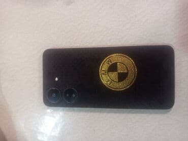 Alfa Romeo: Smartfon - Ekran: ön tərəfdə damla formalı kamera çıxıntısı olan tam — 2