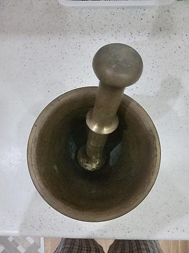 Qədmi HƏVƏNG dəsti. Çoxdanın malıdır. Hündürlüyü 16sm, diametri 15,5 — 2